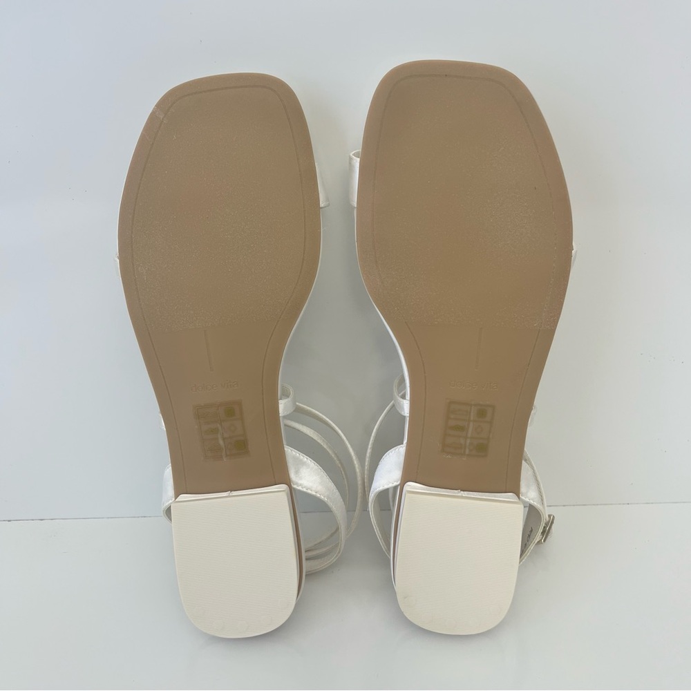 Dolce Vita White Satin Pearl Strappy Flat Sandals Bridal Wedding Size 8.5 - Picture 12 of 13